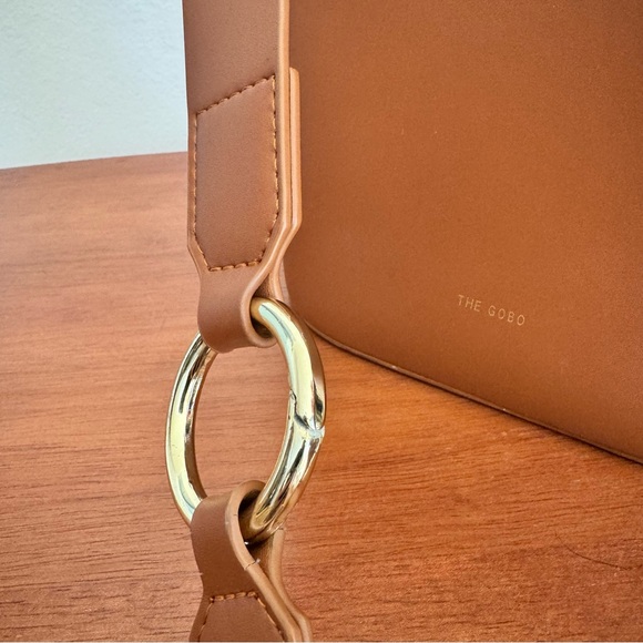 THE GOBO LEATHER BAG #03 "Anneau" Minimalist Bucket Bag - Picture 9 of 16